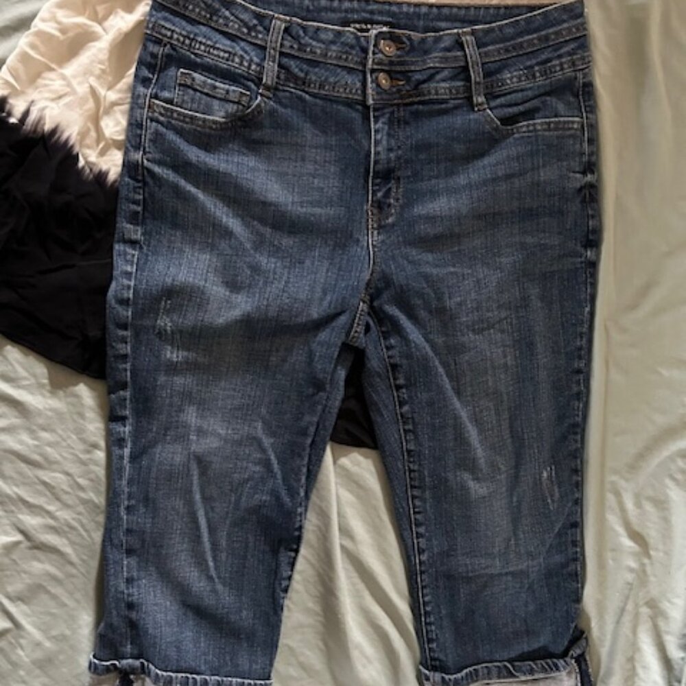 size 12 stretch womens blue denim jeans pants twelve capris capri